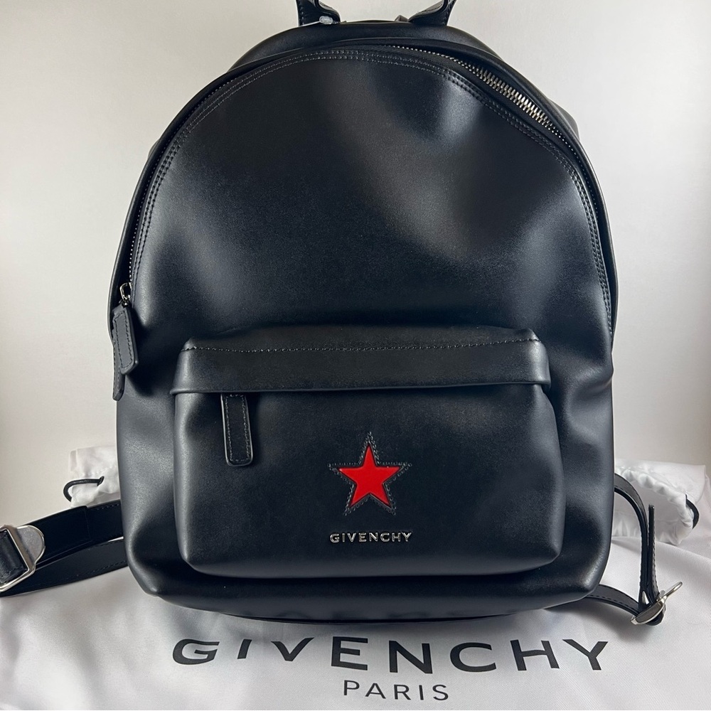 GIVENCHY Leather Backpack Red Star Detail BB05532655 New With Dust Bag